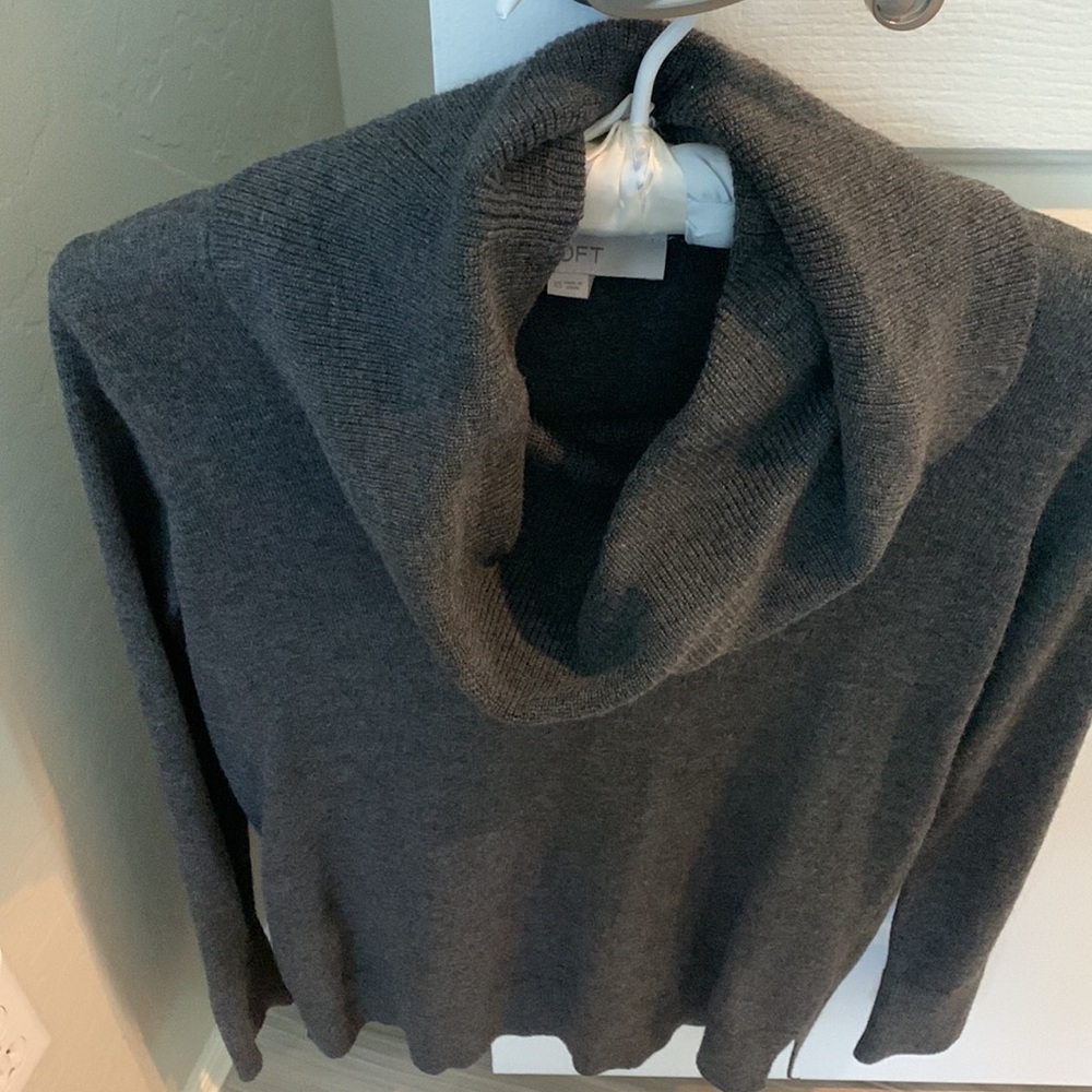 Ann Taylor Loft Charcoal grey cowl neck long sleeve sweater like new XS